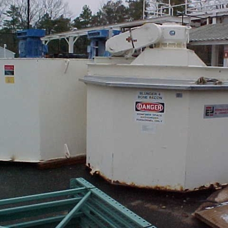 EDWARDS & JONES Slow Speed Blunger, 7 ft across x 4 ft deep, Stainless Steel Shaft and blades. 20 Hp motor drive. 1 available.