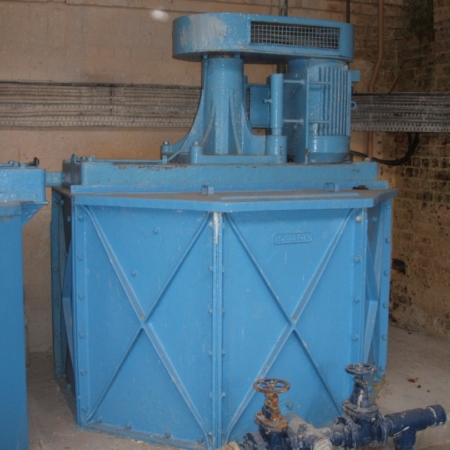 One WILLIAM BOULTON 6 ft x 4 ft High Speed Blunger